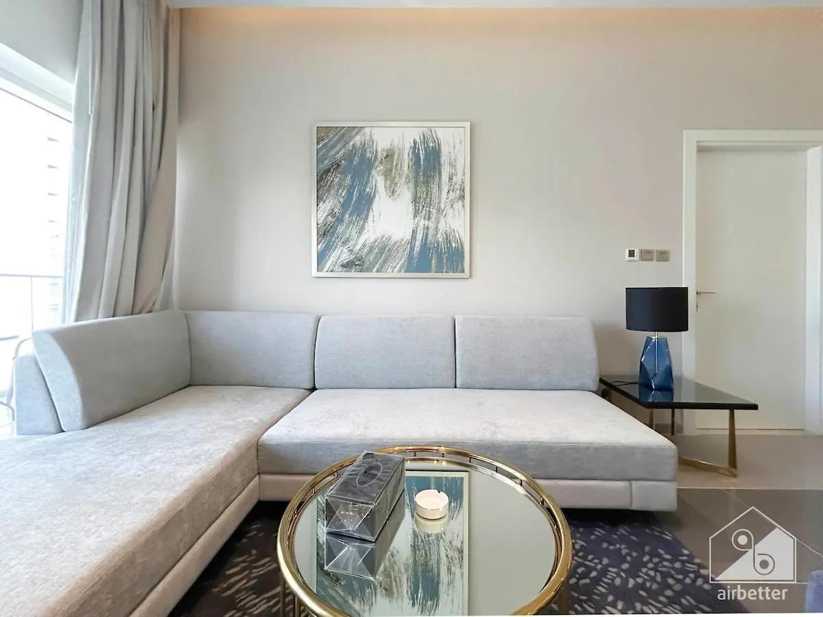 Apartment Luxury Stay At Damac Majestine With Balcony & Views Dubai